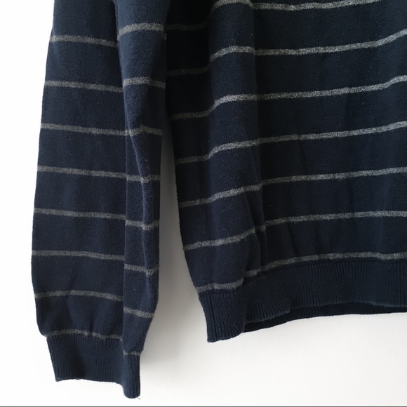 H&M Striped Button Shoulder Crewneck Sweater - Picture 6 of 7